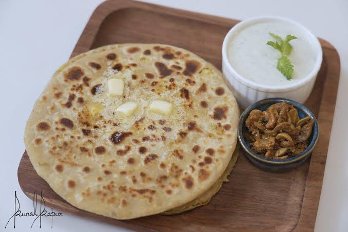 Mix Paratha 