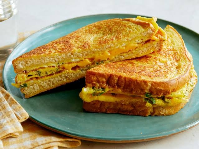 Plain Bread Omlette 
