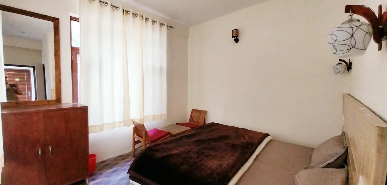 Deluxe Rooms