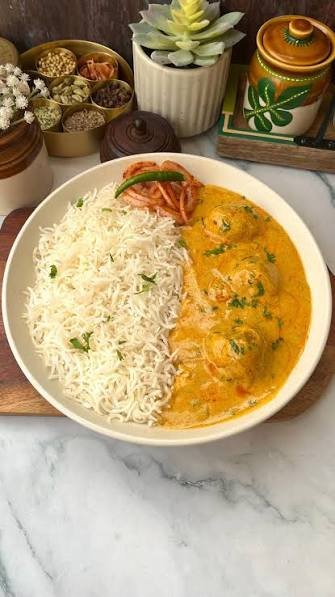 Kadhi / Rice