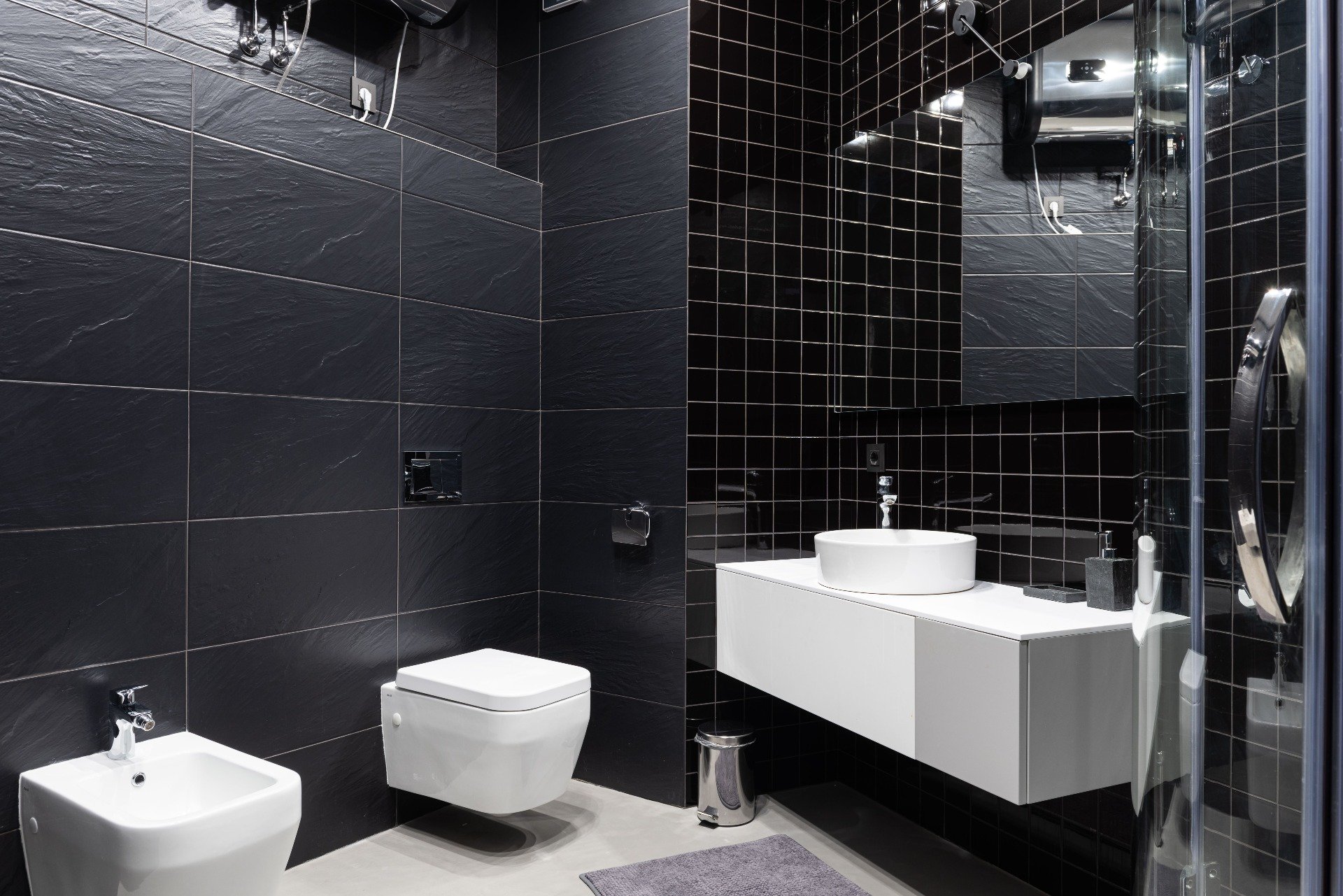 Modern En Suite Bathroom
