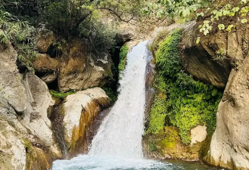 Shikhar Falls